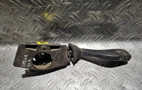 Opel Omega A Wiper control stalk 90196158