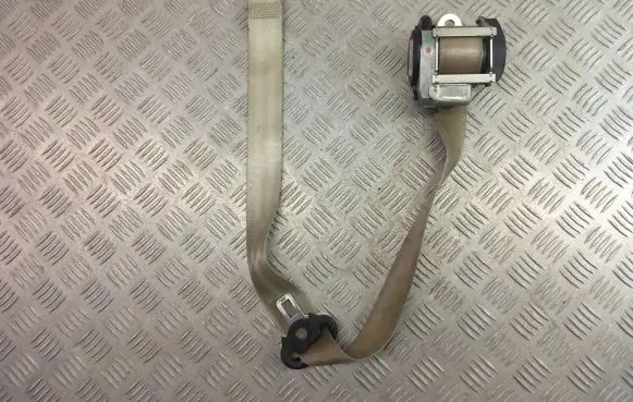 Skoda Octavia Mk1 (1U) Front seatbelt 1Z0857701B 008L000 602519000