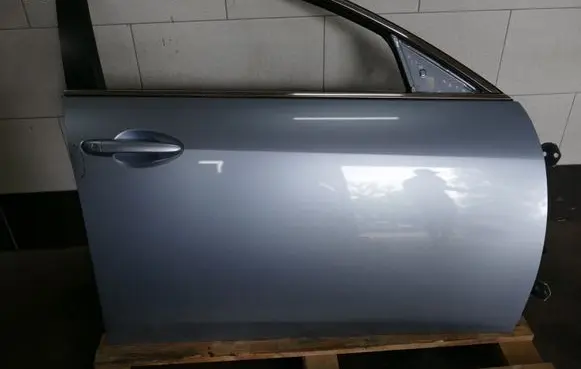 Mazda 6 Front door
