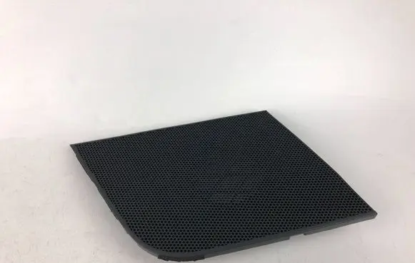 Subaru Outback (BS) Subwoofer grill/trim 66117AL020