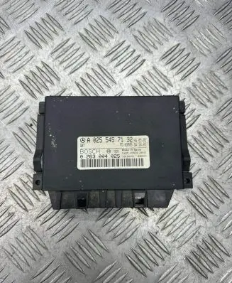 Mercedes-Benz E W211 Parking PDC control unit/module A0255457132 39E00351 0263004025