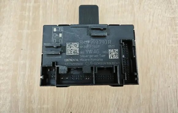 Audi Q5 SQ5 8R Door control unit/module 8K0959793R