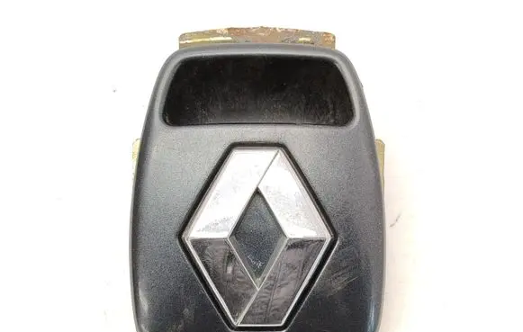 Tailgate opening switch