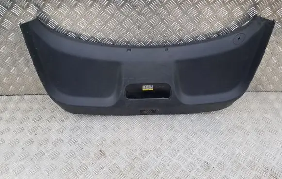 Audi TT TTS Mk2 Tailgate/boot lid cover trim 8J8867979A