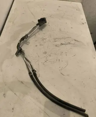 Volvo V70 Exhaust gas pipe 