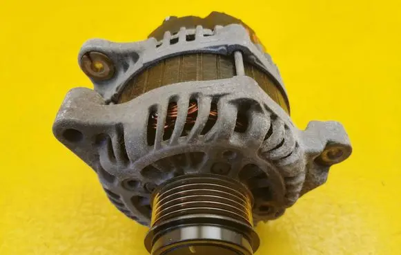 Honda HR-V Generator/alternator AHGA104 A5TZ0281AC