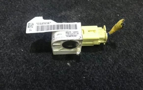 Honda CR-V Airbag deployment crash/impact sensor 5WK43310 77970-SCA-G911-M1