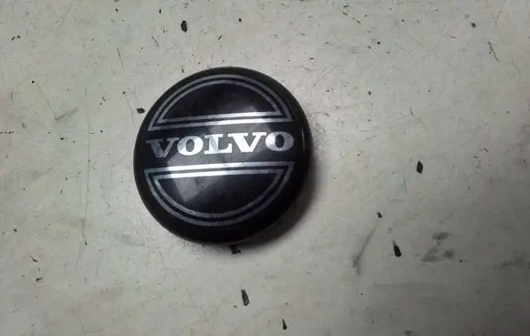 Volvo S60 Original wheel cap 8646379 112501