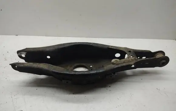Toyota Avensis T270 Rear upper control arm/wishbone 4873005070