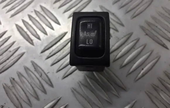 Suzuki Liana Seat heating switch BRAK