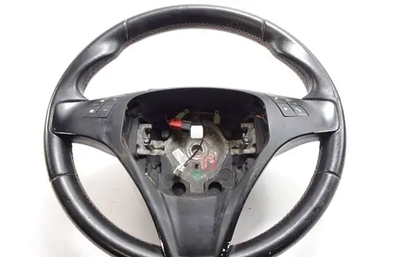 Alfa Romeo Giulietta Steering wheel 1014492R17A M1227111022