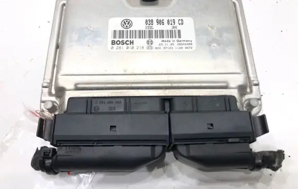 Volkswagen PASSAT B5 Engine control unit/module ECU 038906019CD