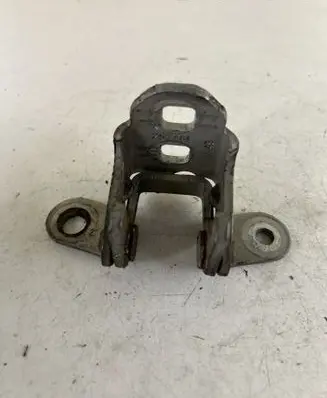 Dodge Caliber Front door upper hinge 