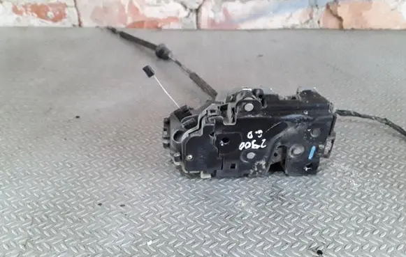 Seat Ibiza III (6L) Rear door lock 46AGY3B4