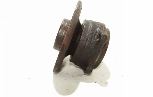 Mercedes-Benz CLS C219 Rear wheel hub