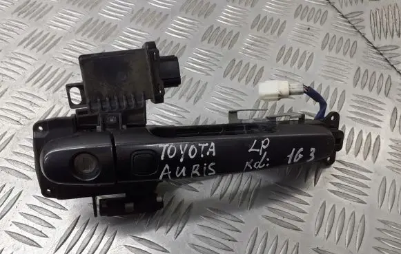 Toyota Auris 150 Front door interior handle 484110-10620