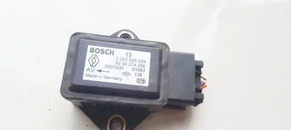 Renault Scenic I ESP acceleration yaw rate sensor 8200074266 0265005259