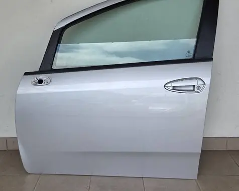 Fiat Punto Evo Front door