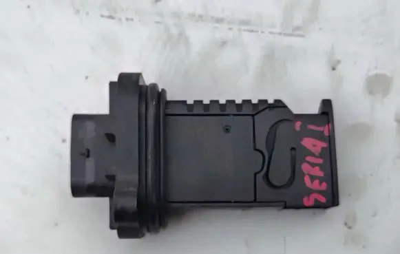 BMW 1 F20 F21 Mass air flow meter 0281006092