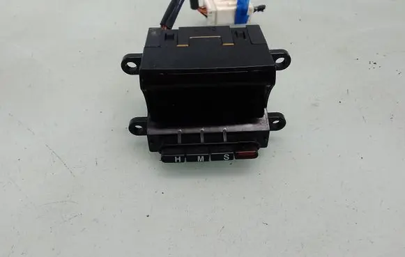 SsangYong Rexton I Clock 8111008010