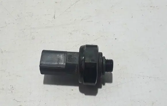 BMW 5 F10 F11 Air conditioning (A/C) pressure sensor 9141958