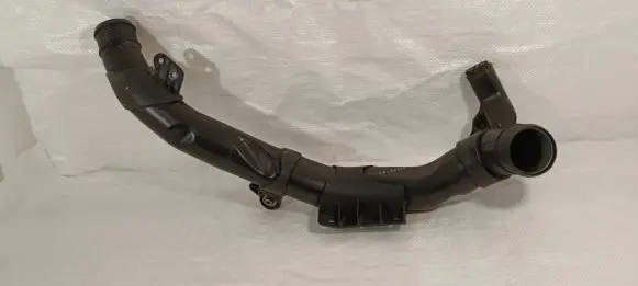 Volkswagen PASSAT B7 Intercooler air channel guide 5N0145840K