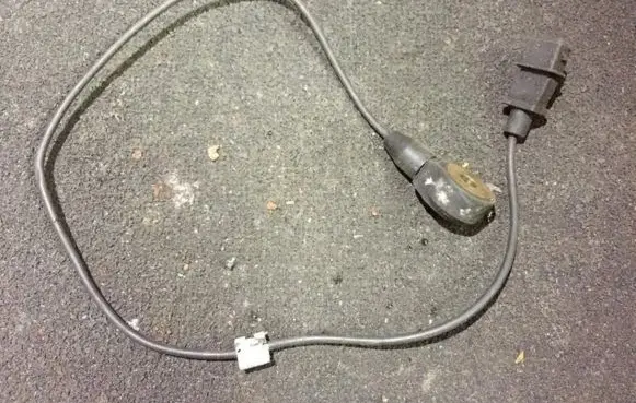 Opel Vectra B Detonation knock sensor 0261231079