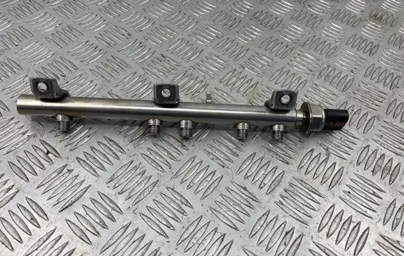 BMW 3 E90 E91 Fuel main line pipe 7537319