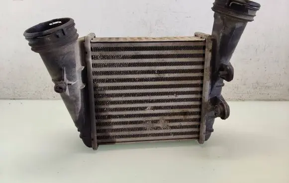 Skoda Superb B5 (3U) Intercooler radiator 3B0145806 1790757 040720050942