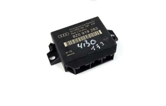 Audi A6 S6 C5 4B Parking PDC control unit/module 8z0919283