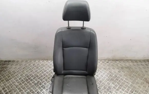 Front passenger seat