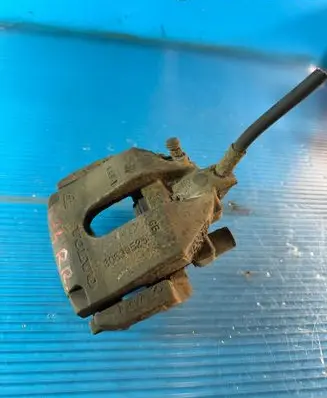 Rear brake caliper