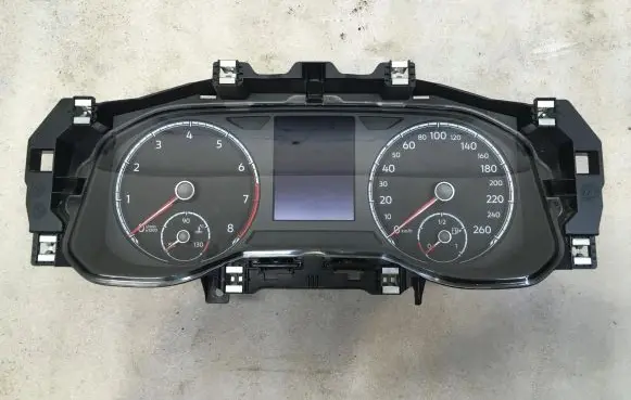 Volkswagen Polo VI Speedometer (instrument cluster) a2c17031000