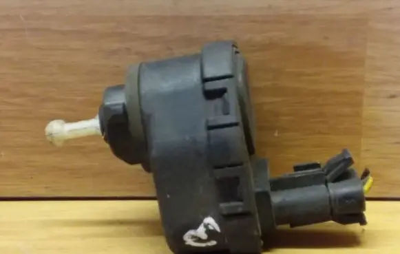 Opel Vectra B Headlight level adjustment motor 0307852335