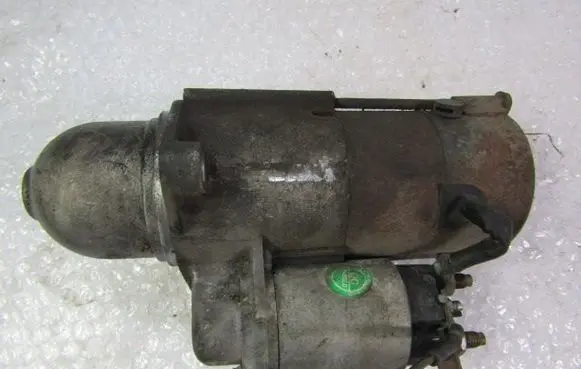 Opel Vectra C Starter motor 55352105