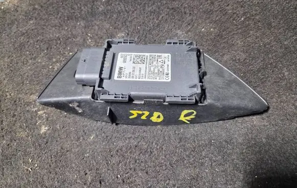 BMW 3 G20 G21 Blind spot module 28686866 6899503 8094418