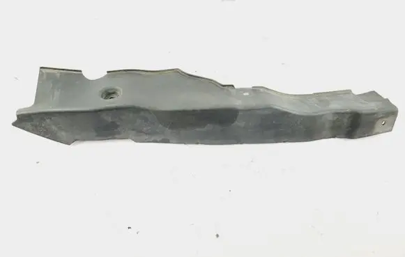 Nissan Pathfinder R52 Fender end trim 638213KA0A