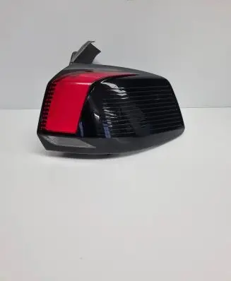 Peugeot 5008 II Rear/tail lights 9811028180 81570201