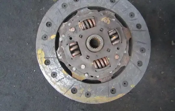 Nissan Almera N16 Clutch pressure plate 301002f205