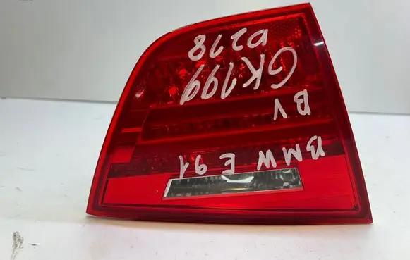 BMW 3 E90 E91 Tailgate rear/tail lights 218201