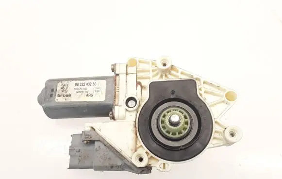 Peugeot 607 Rear door window regulator motor 9632243280