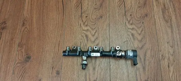 Renault Scenic IV - Grand scenic IV Fuel main line pipe 175217814R