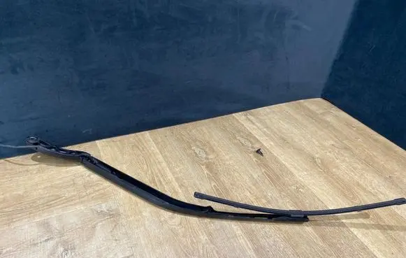 Jaguar F-Pace Front wiper linkage 