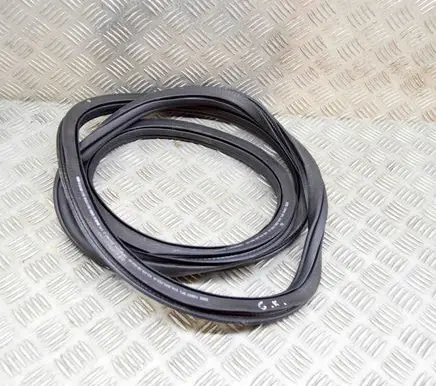 Audi Q2 - Rubber seal rear door 81A833721A