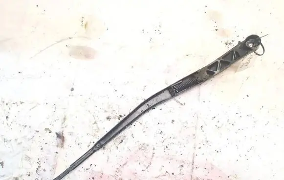 Honda FR-V Front wiper blade arm