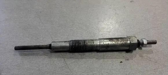 Mazda 626 Glow plug PZ704 PZ-704