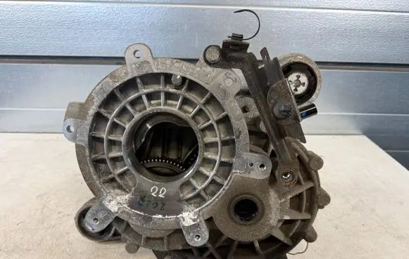 Peugeot 3008 I Rear differential 9677814680