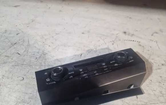 Audi A5 8T 8F Climate control unit 8T1820043AP