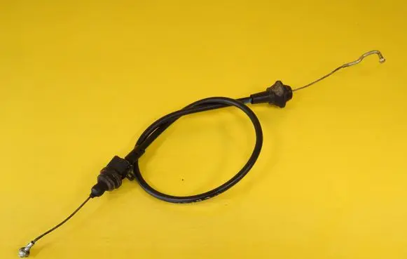 Skoda Felicia I Throttle cable 