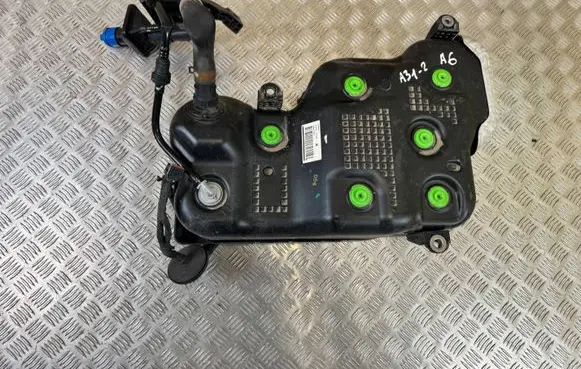 KIA Sportage AdBlue liquid reservoir 31500D7900